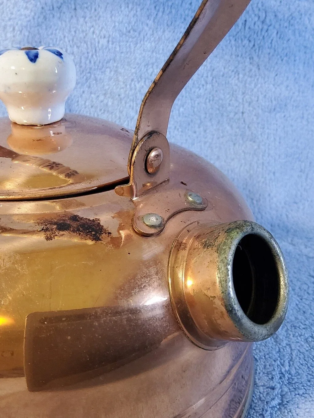 Vintage Copper Tea Pot with Ceramic Handles White Blue Delft Pattern Cottagecore